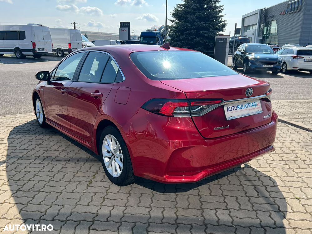 Toyota Corolla 1.8 HSD Dynamic - 6