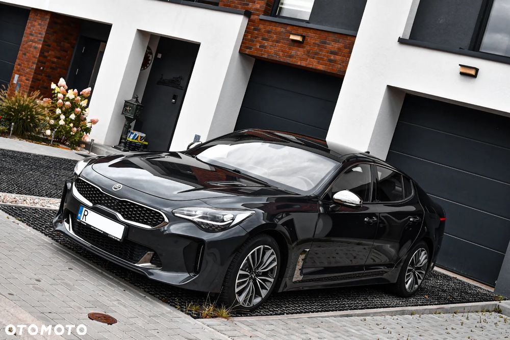 Kia Stinger 2.0 T-GDI GT Line - 6