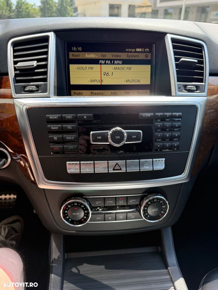 Mercedes-Benz ML 350 BlueTec 4MATIC Aut - 15