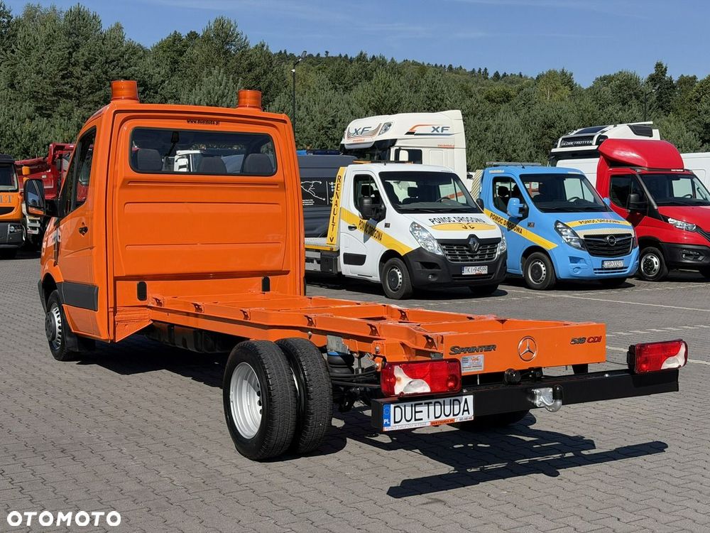 Mercedes-Benz Sprinter - 16