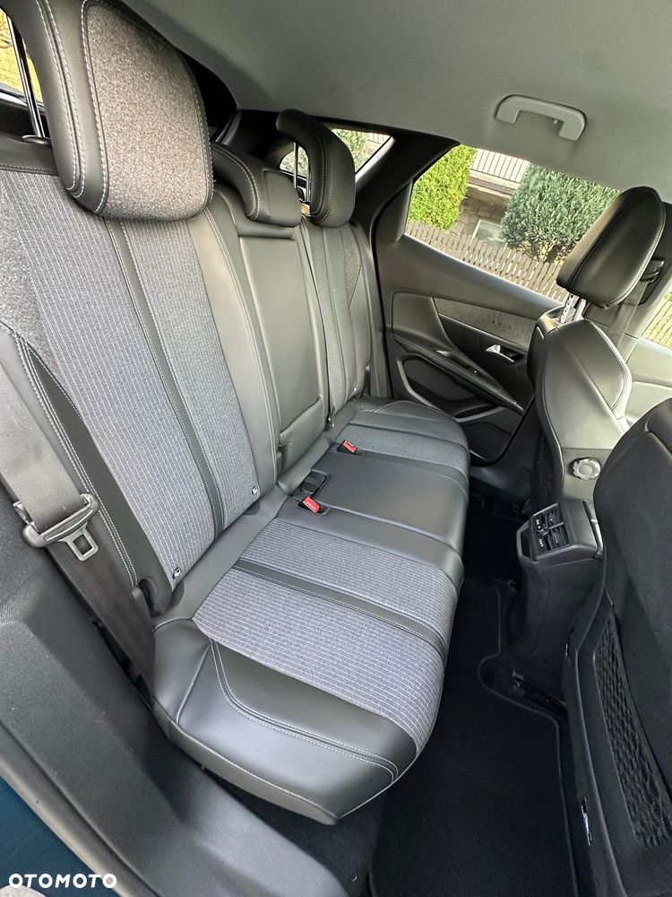 Peugeot 3008 BlueHDi 130 Stop & Start EAT8 Allure Pack - 20