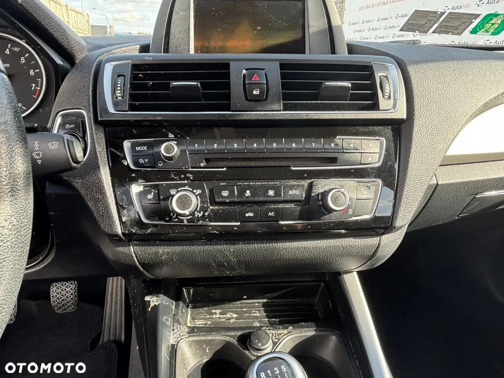 BMW Seria 1 116i - 10