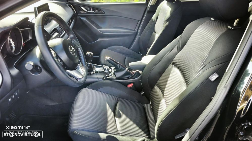 Mazda 3 1.5 Sky-G Evolve - 19