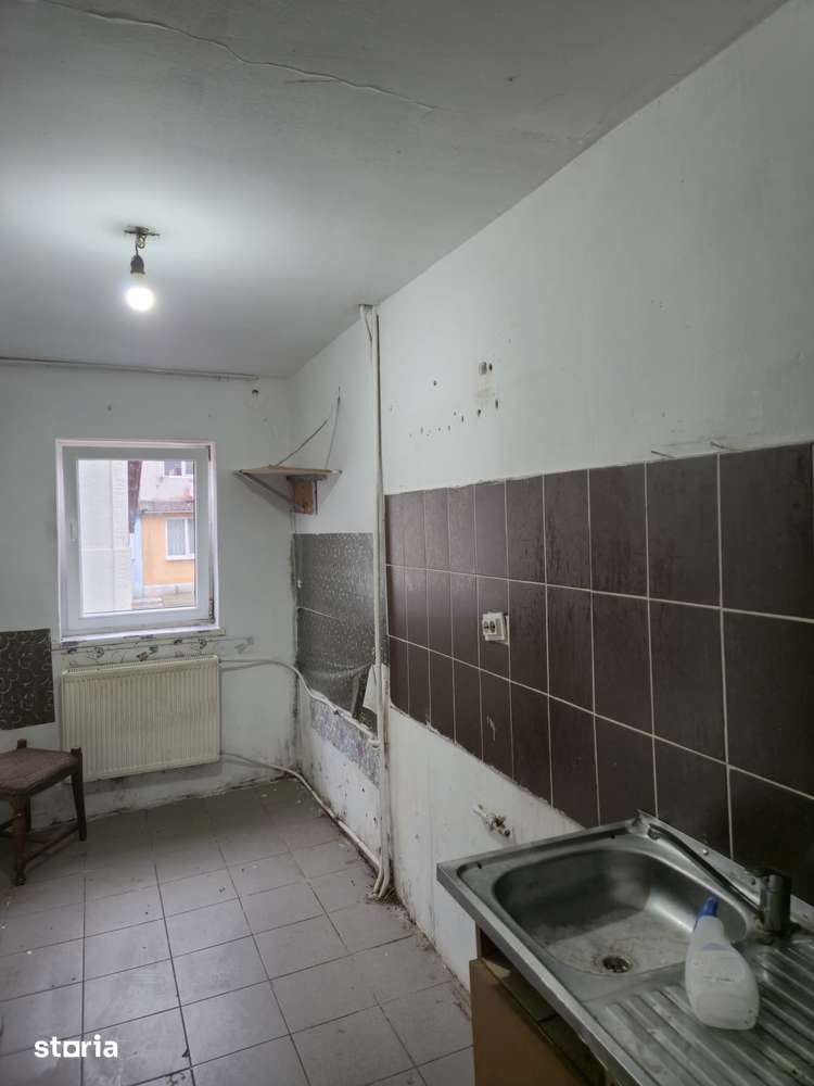 Burdujeni-Zona Garii-Garsoniera confort sporit,pret 34000Euro - Imagine principală: 5/11