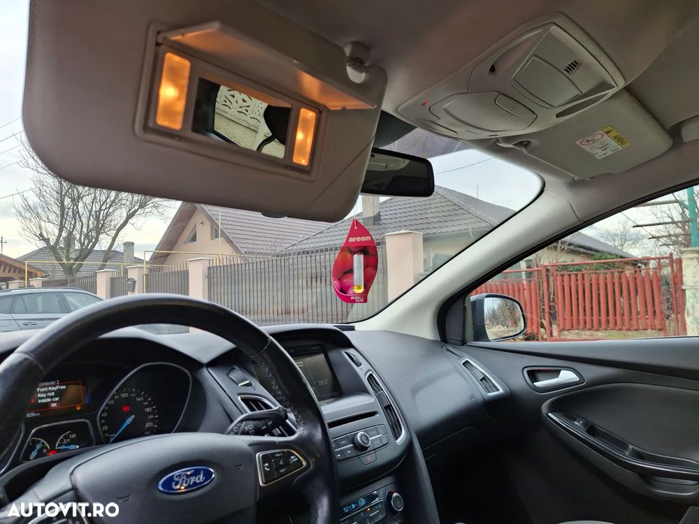 Ford Focus 1.5 TDCi Titanium - 12