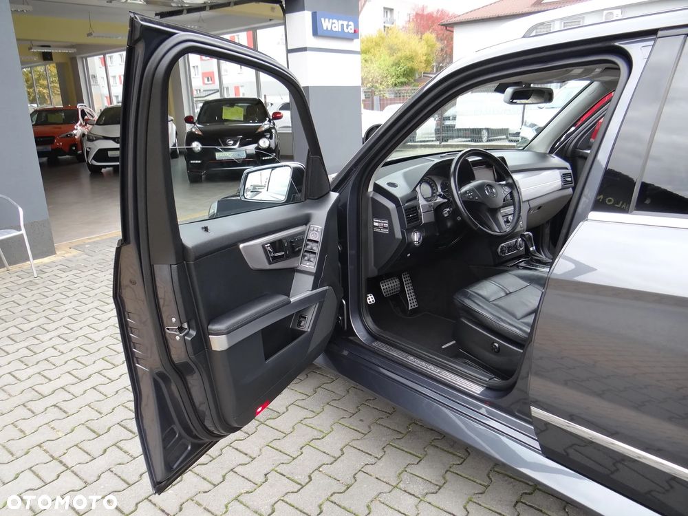 Mercedes-Benz GLK 320 CDI DPF 4Matic 7G-TRONIC Edition 1 - 18