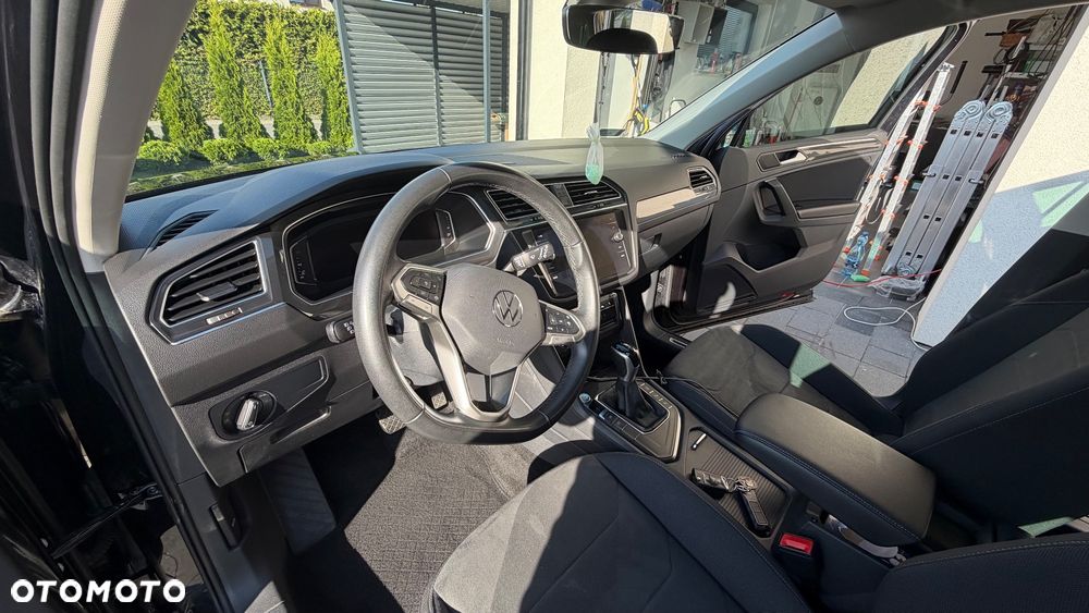 Volkswagen Tiguan 2.0 TDI SCR Elegance DSG - 18