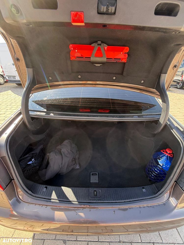 Mercedes-Benz E 300 BlueTEC Aut - 9