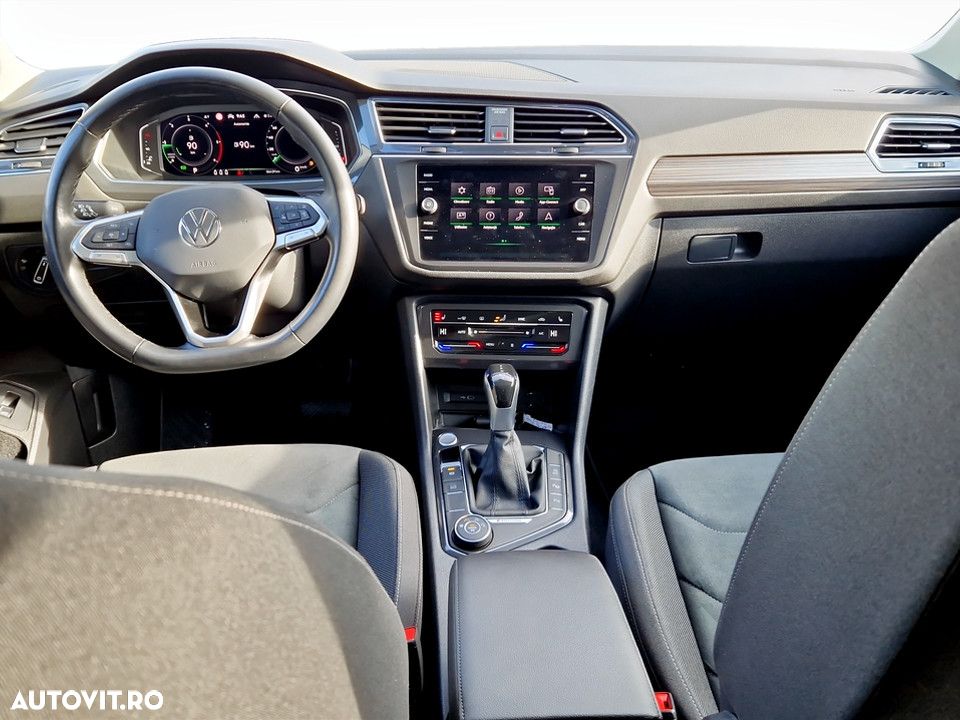 Volkswagen Tiguan 2.0 TDI SCR 4MOTION DSG Elegance - 13
