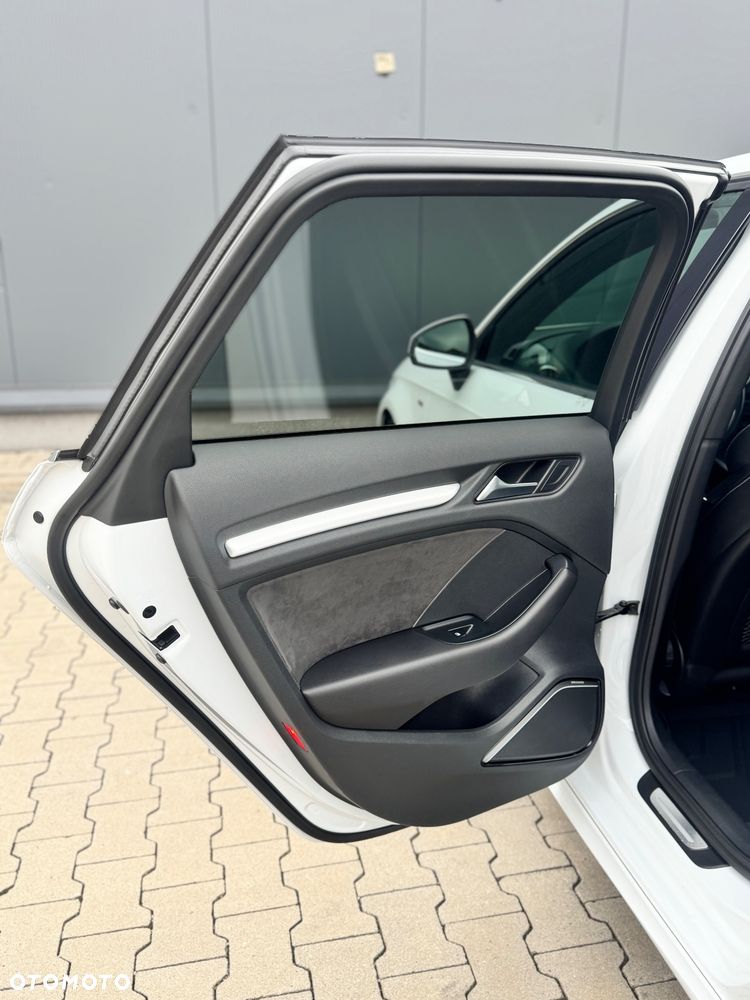 Audi A3 Sportback - 30