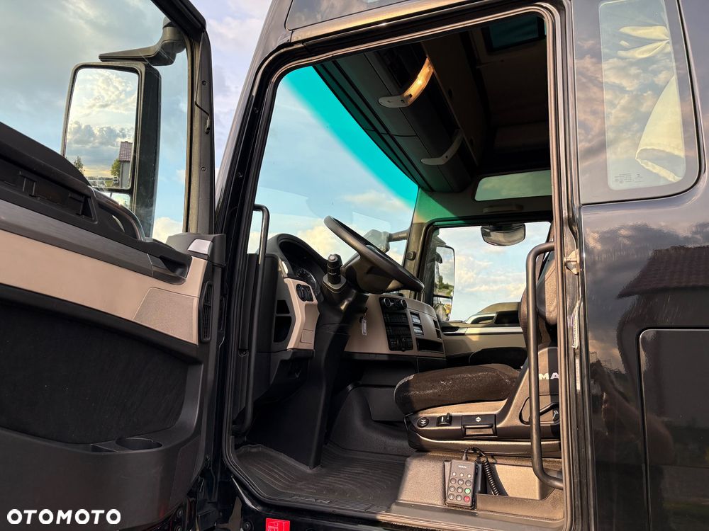 MAN TGX 18.470 XXL | EURO 6 | DWA ŁÓŻKA | WEBASTO | NAVI | NOWE HAMULCE | SPROWADZONY | SUPER STAN - 24