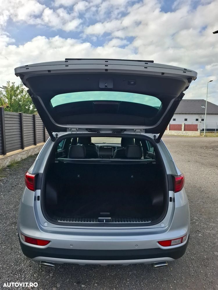 Kia Sportage 2.0 CRDI AWD Fifa World Cup Edition - 14