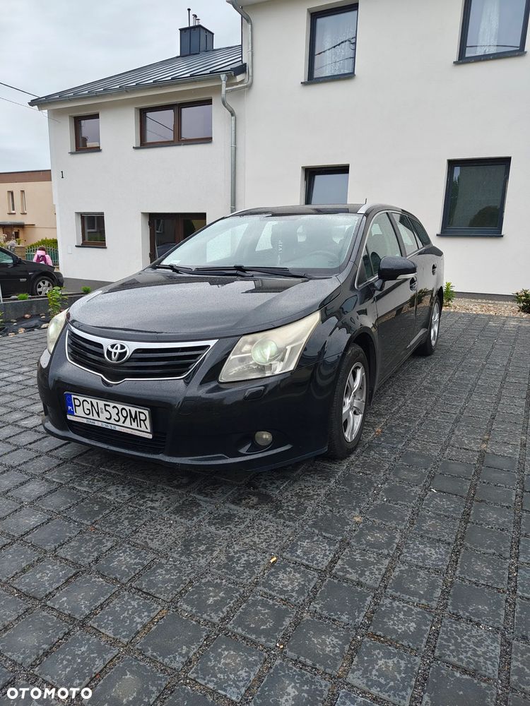 Toyota Avensis 2.0 D-4D 2010 - 1