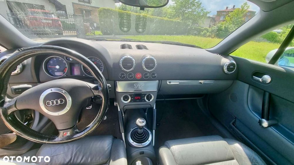 Audi TT Coupé 1.8T Quattro - 4