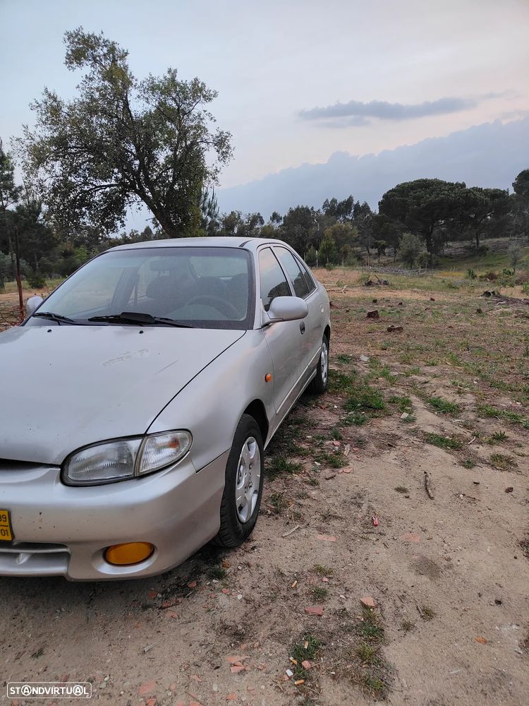 Hyundai Accent 1.3 Miles P.Seg. Plus - 3
