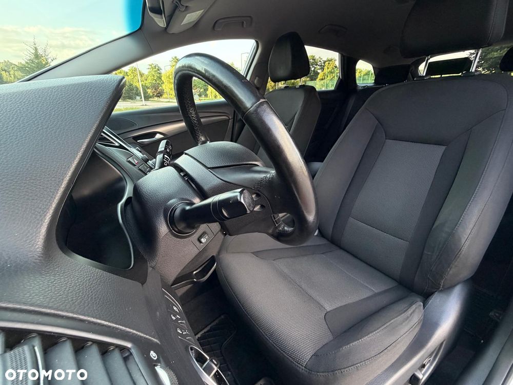 Hyundai i40 Kombi 1.6 Trend - 35