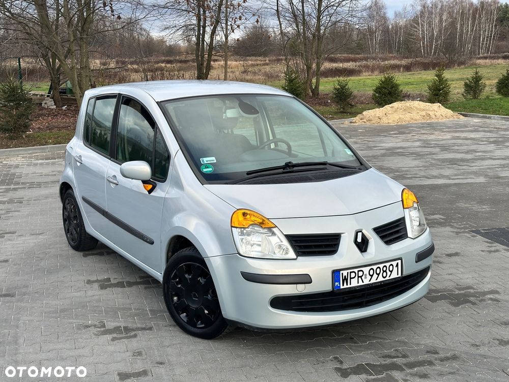 Renault Modus 1.6 16V Privilege - 1