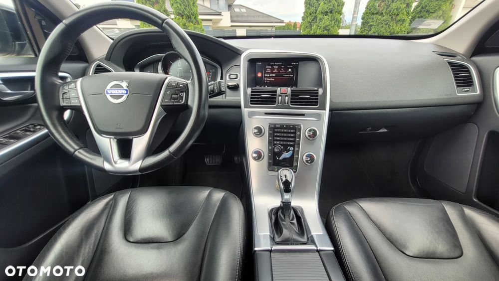 Volvo XC 60 D4 AWD Summum - 17