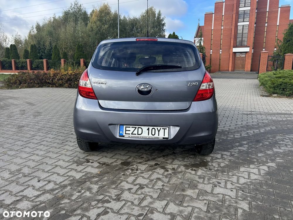 Hyundai i20 1.2 Classic - 10