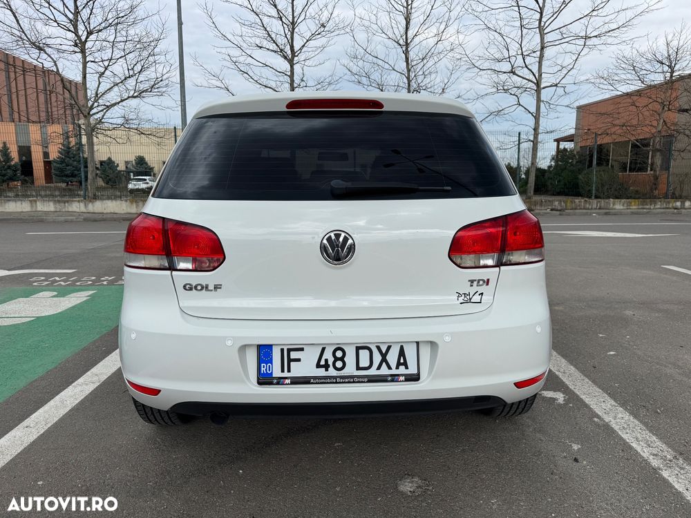Volkswagen Golf 1.6 TDI DPF Comfortline - 8