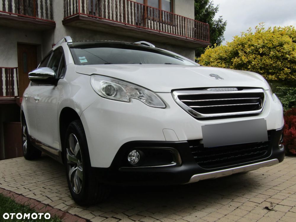 Peugeot 2008 1.2 Pure Tech Allure S&S EAT6 - 18