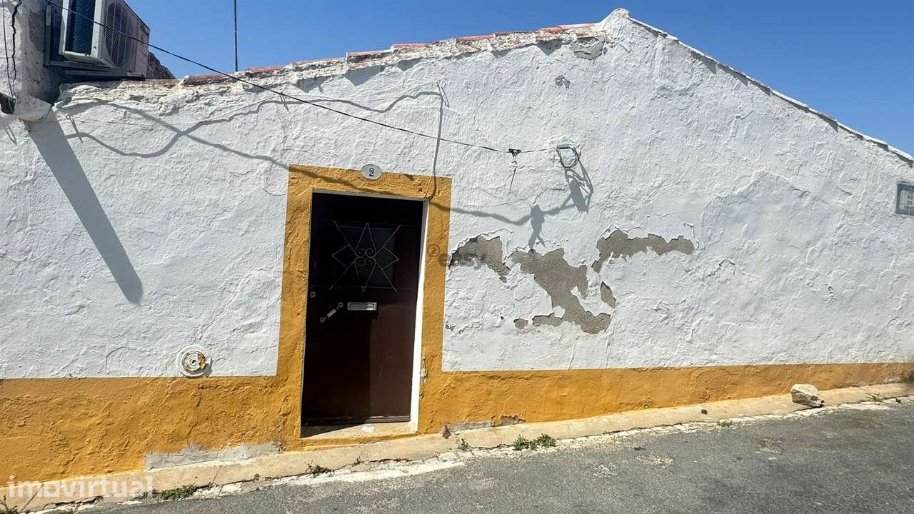 Casa Tipicamente Alentejana no Centro de Castro Verde - Grande imagem: 3/22