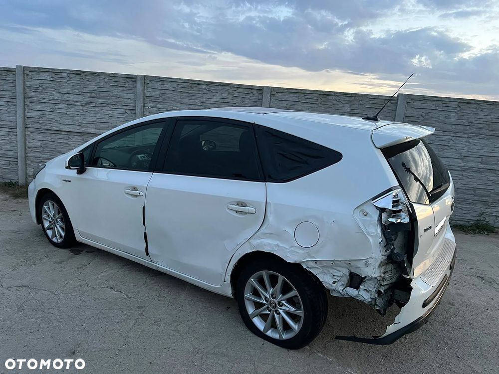 Toyota Prius+ (Hybrid) - 39