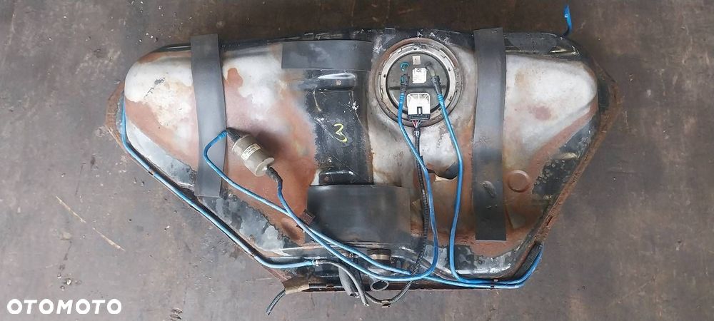 BAK ZBIORNIK PALIWA + POMPKA METALOWY OPEL VECTRA B 1.6 16V 90467291 - 1