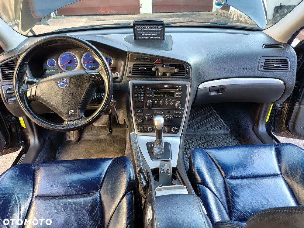 Volvo V70 2.5 R - 16