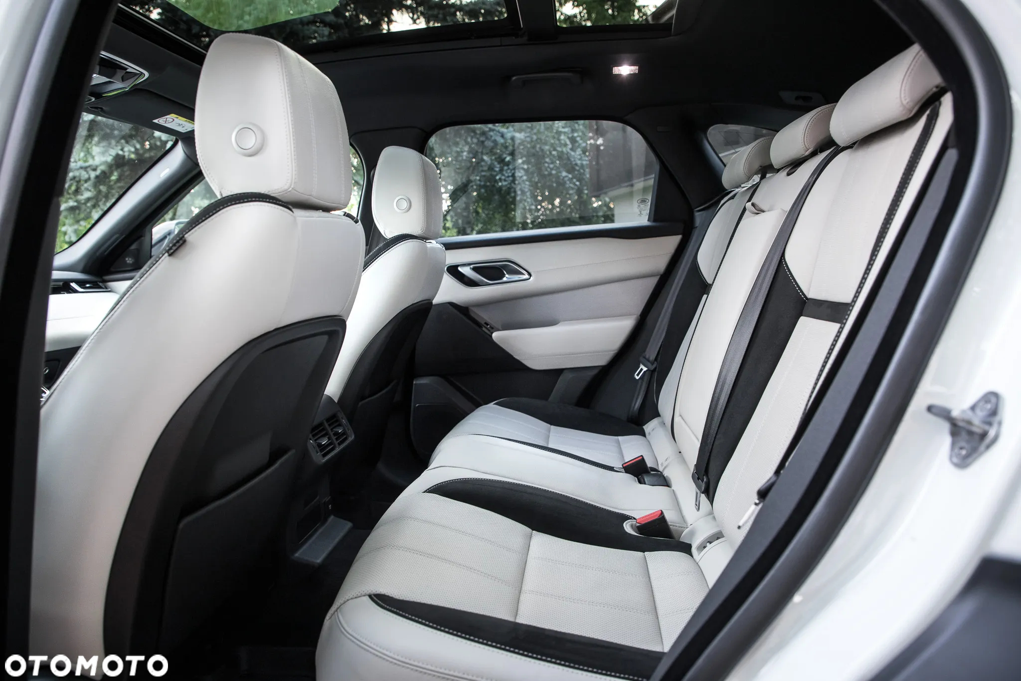 Land Rover Range Rover Velar 2.0 Si4 GPF R-Dynamic - 25