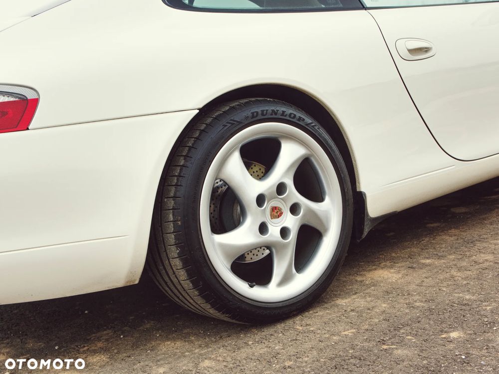 Porsche 911 - 4