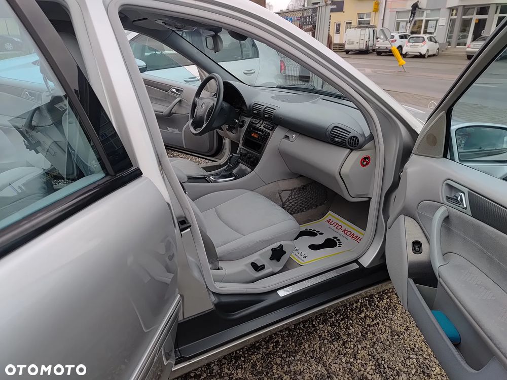 Mercedes-Benz Klasa C - 21