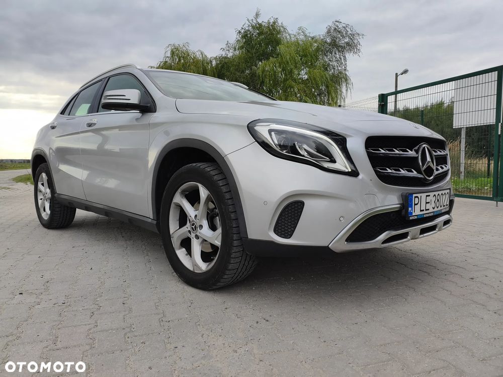 Mercedes-Benz GLA 200 d 7G-DCT Style - 4