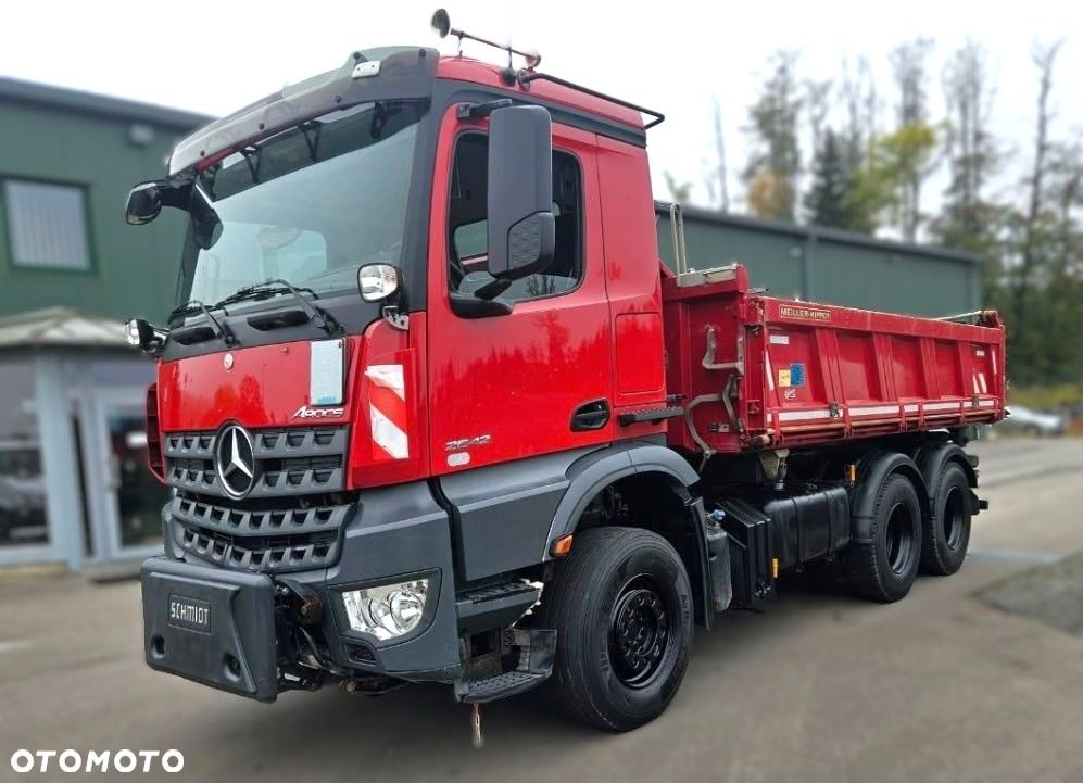 Mercedes-Benz Arocs