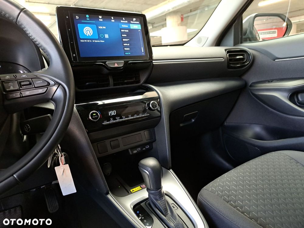 Toyota Yaris Cross Hybrid 1.5 Comfort - 25