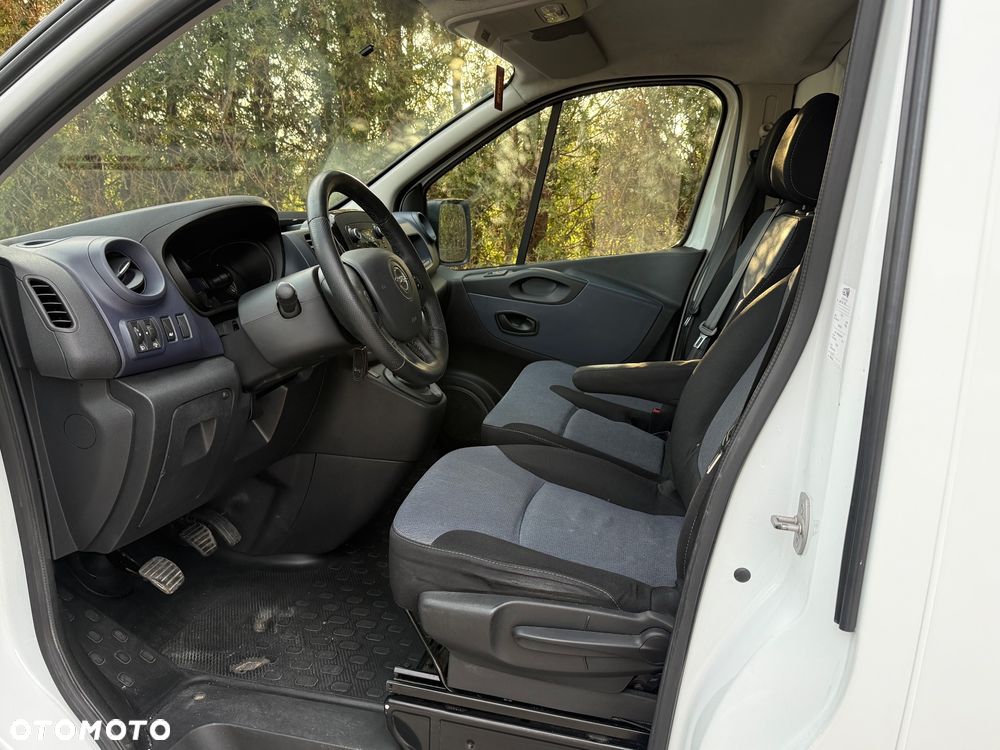 Opel VIVARO - 9