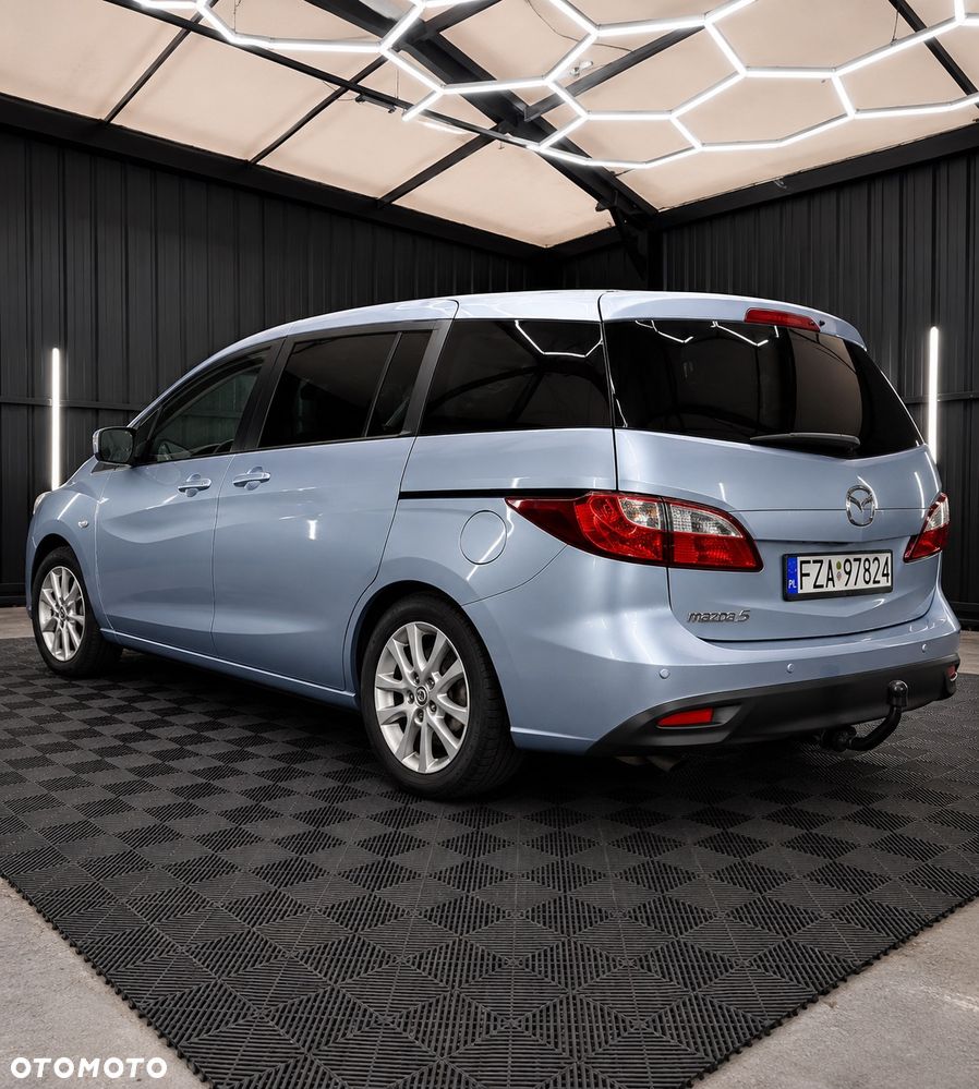 Mazda 5 - 5