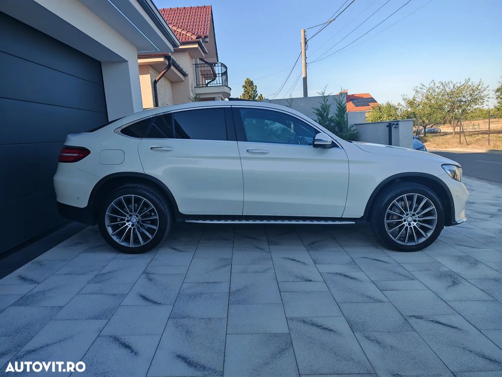 Mercedes-Benz GLC Coupe 220 d 4Matic 9G-TRONIC AMG Line - 32