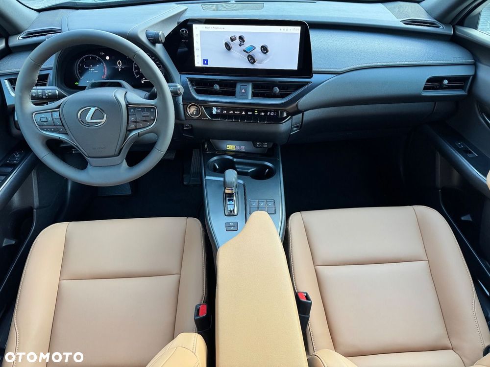 Lexus UX 300h F Sport Design - 11