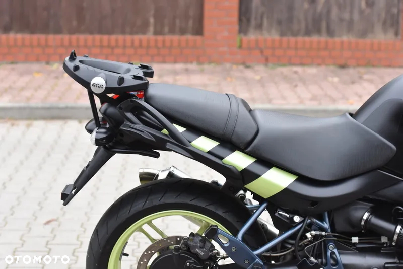BMW R - 12