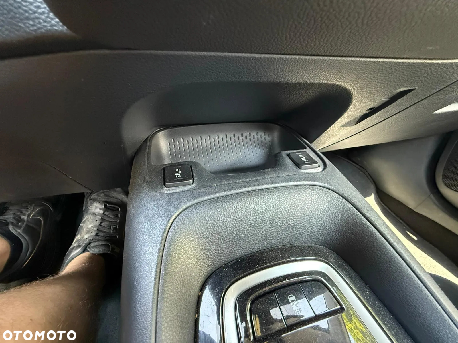 Toyota Corolla 1.2 Turbo Comfort - 9