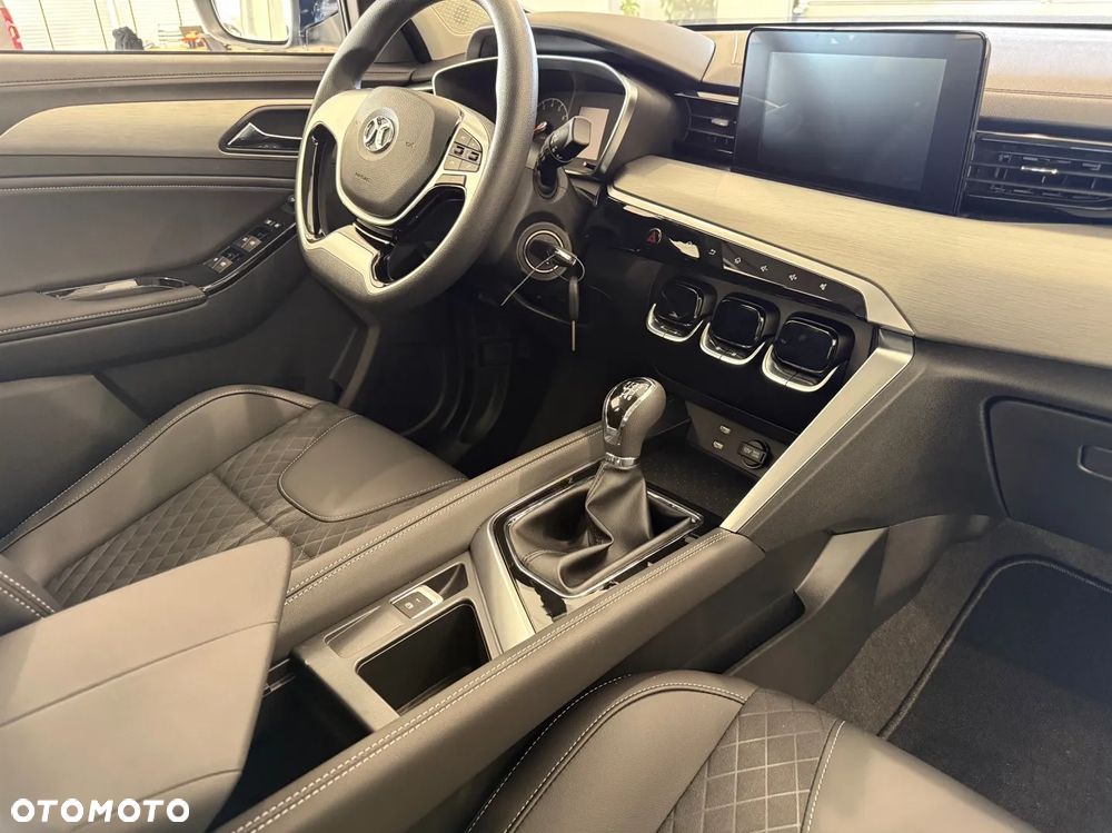 BAIC 3 1.5T Luxury - 12