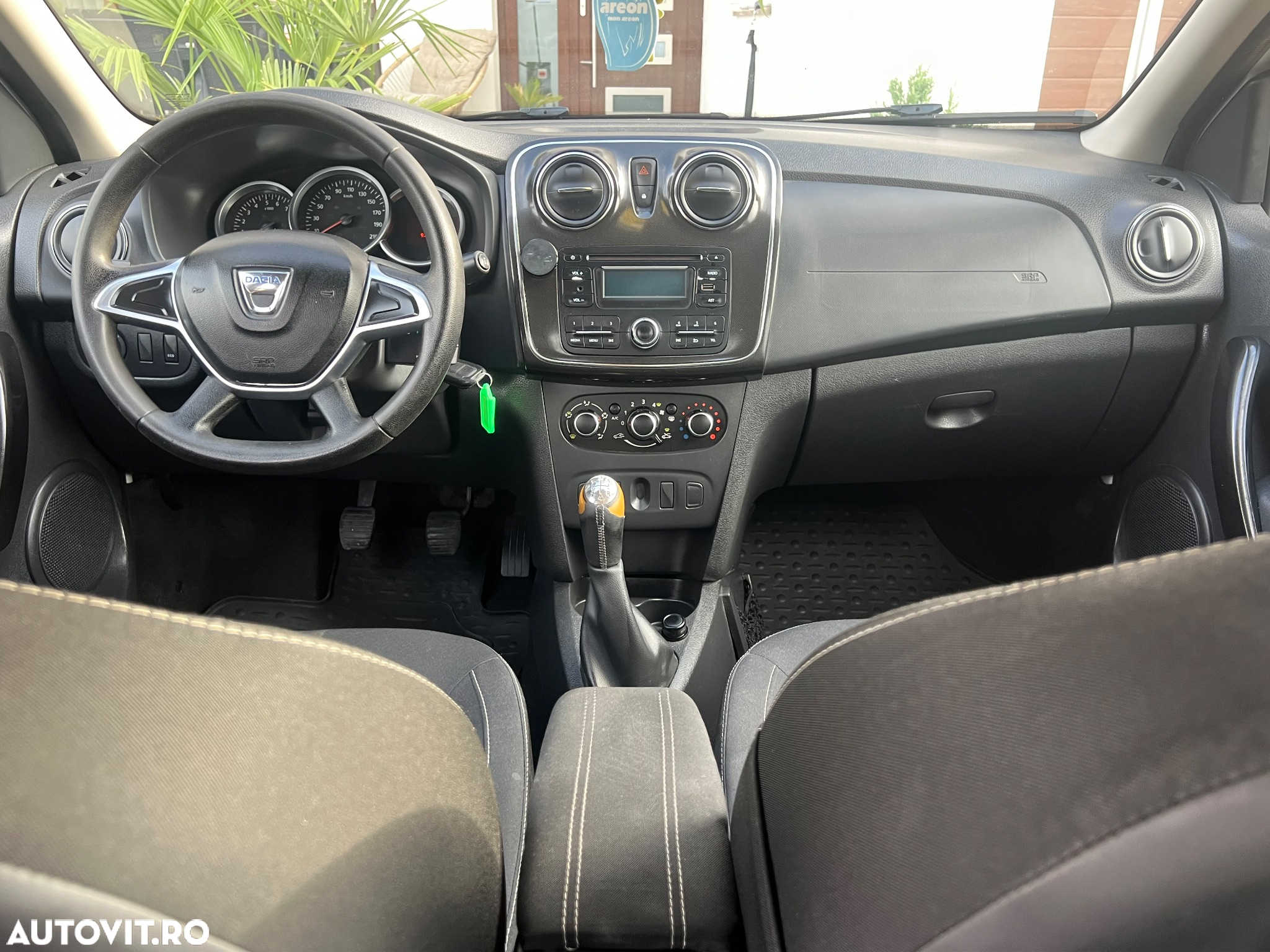 Dacia Logan 1.5 90CP Laureate - 7