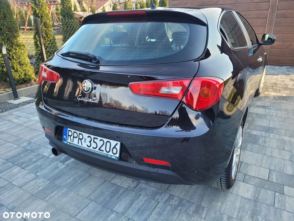 Alfa Romeo Giulietta 1.6 JTDM - 3
