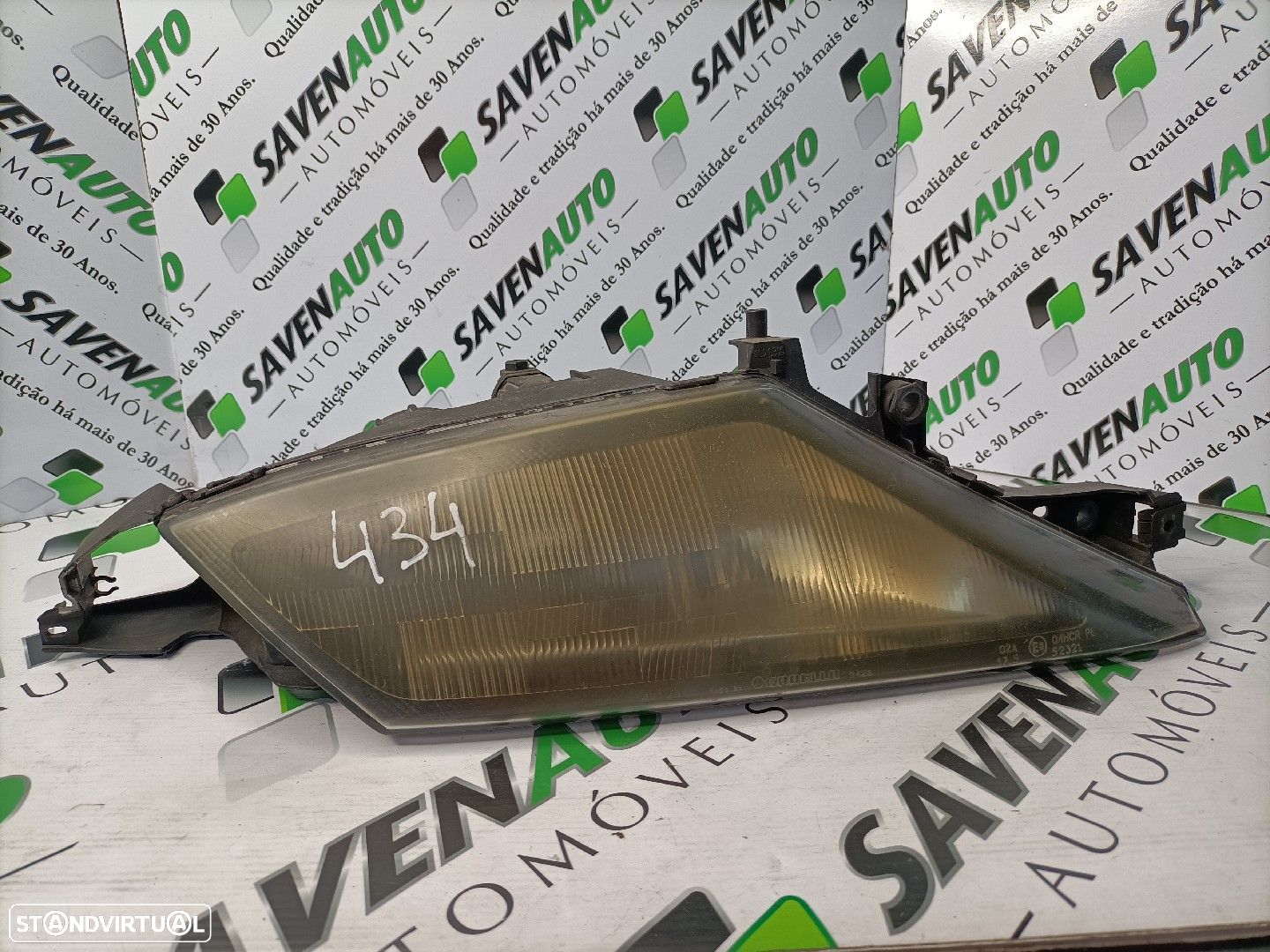 Farol Dto Lancia Y (840_) - 1