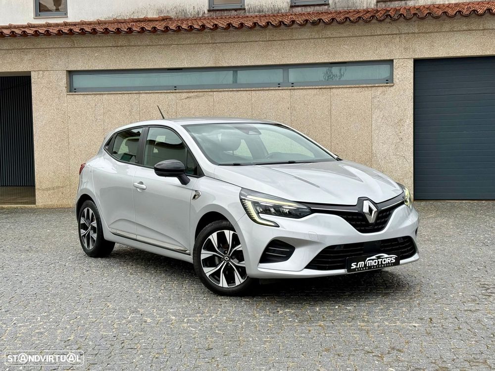 Renault Clio 1.6 E-Tech Intens - 1