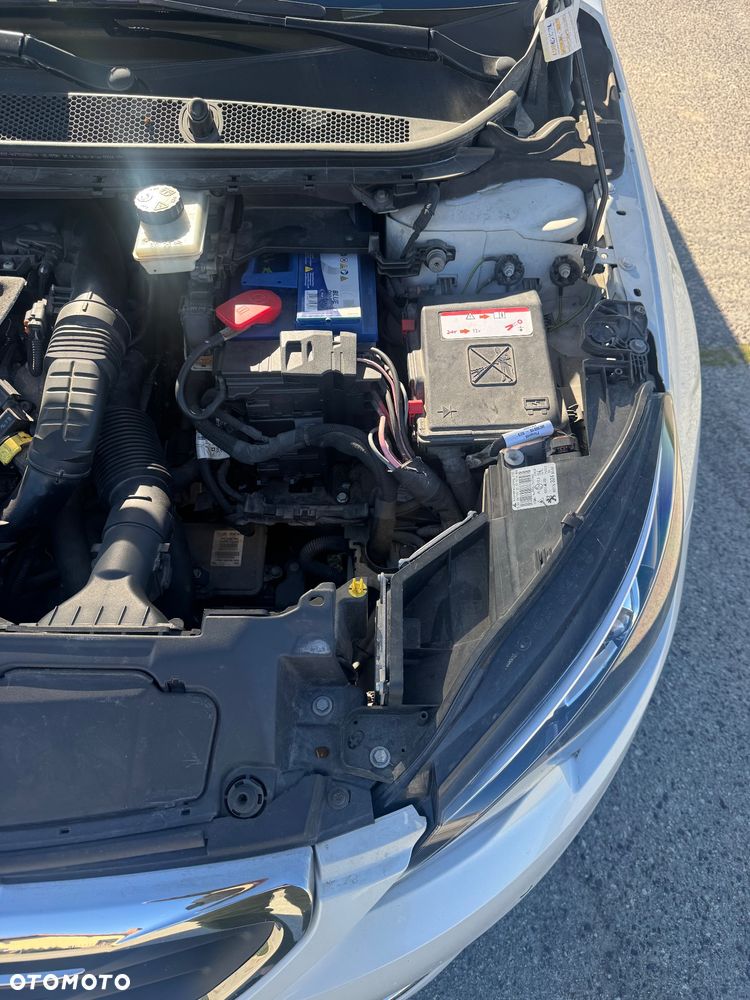 Peugeot 308 1.6 BlueHDi Active S&S EAT6 - 18