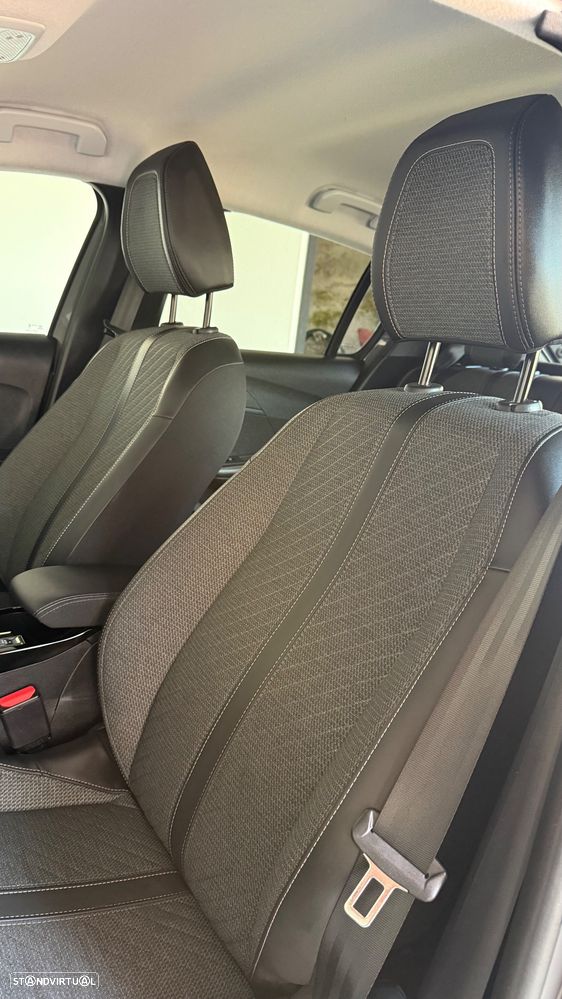 Peugeot 208 1.2 PureTech Allure - 5