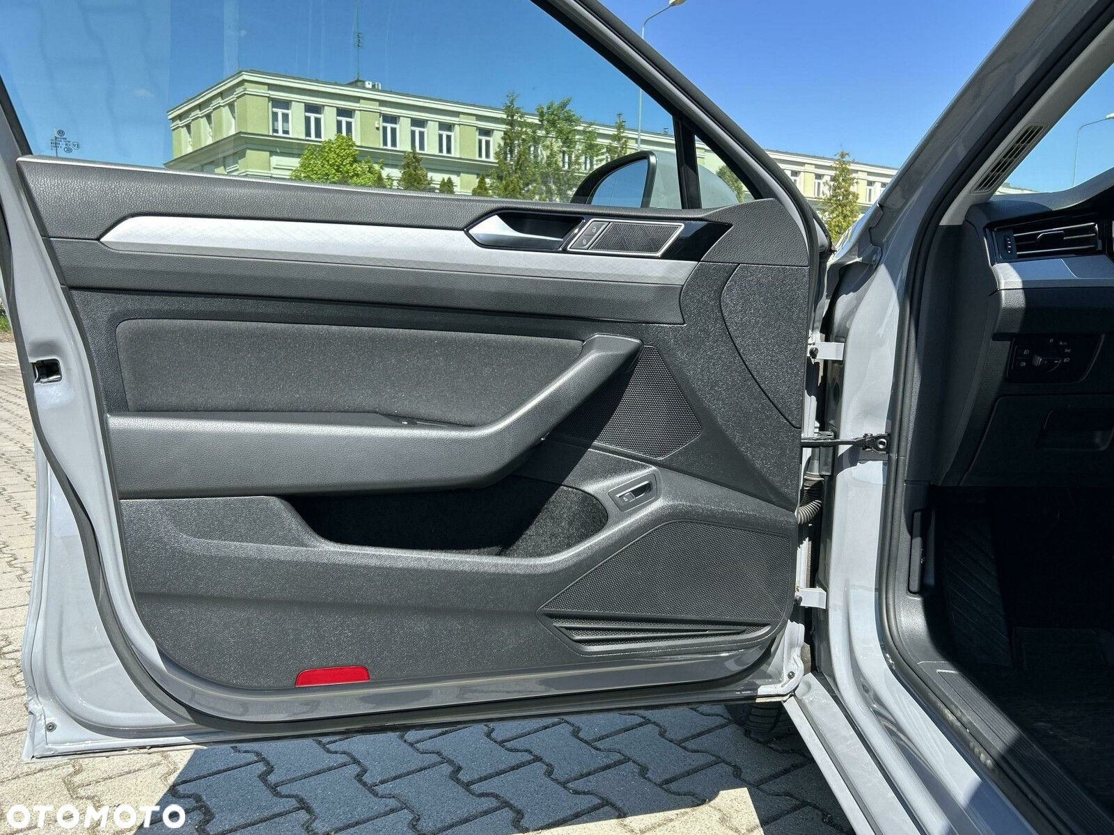 Volkswagen Passat 2.0 TSI Business DSG - 11