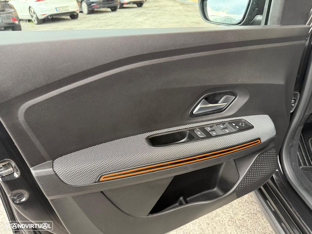 Dacia Sandero 1.0 TCe Stepway Expression CVT - 14